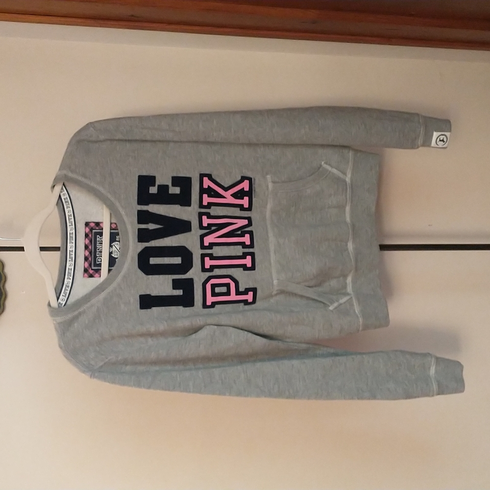 PINK - VS - Y2K Campus Love Crew Neck - Pouch Pocket Sweatshirt
